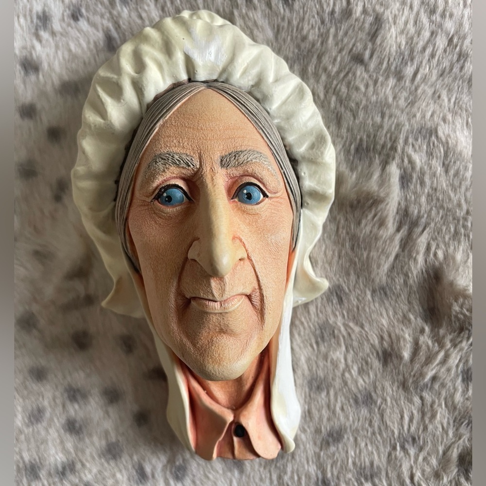 VINTAGE BOSSONS CHALKWARE HEADS